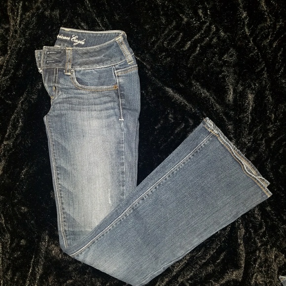 American Eagle Outfitters Denim - AE artist jeans